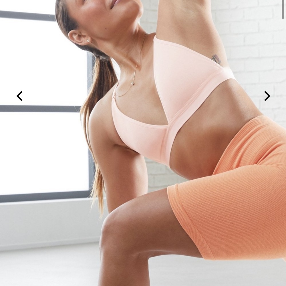 Fabletics Noelle sculpt knit bra gold s:small BNWT